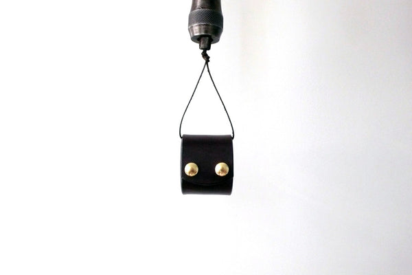 HOLMES Basic Leather Cuff